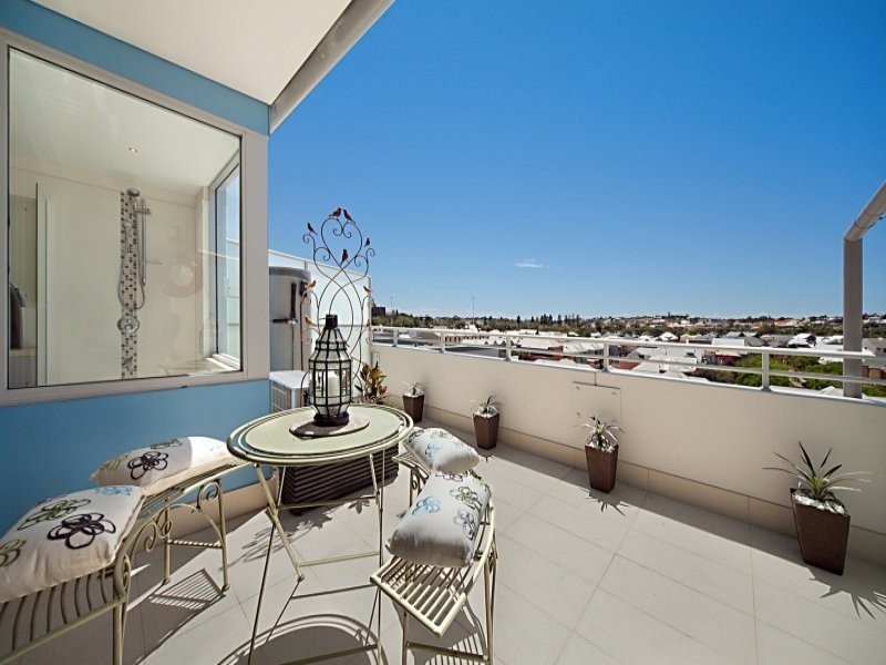 9/10 Kwong Alley, Fremantle WA 6160