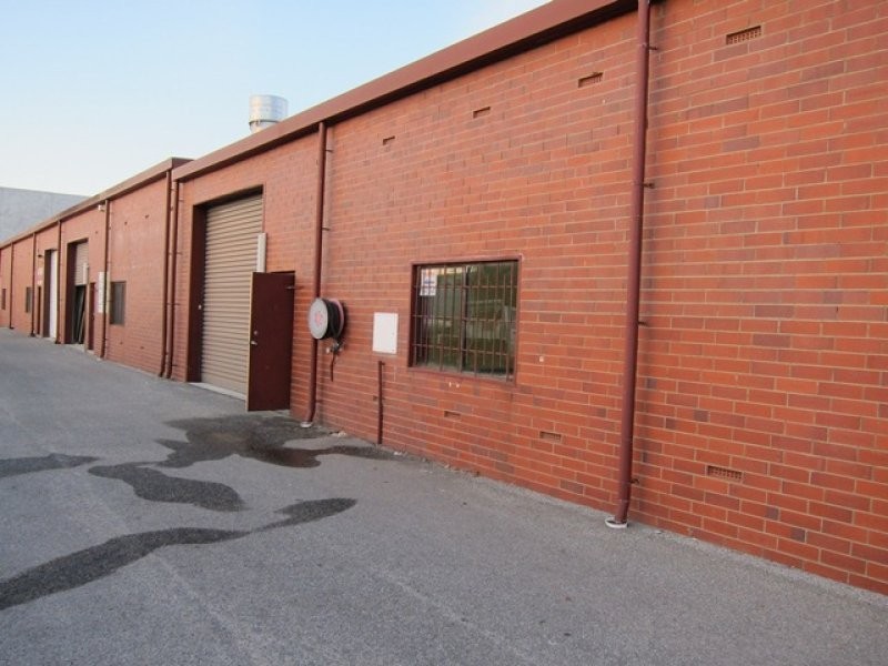 2/27 Truganina Road, Malaga WA 6090