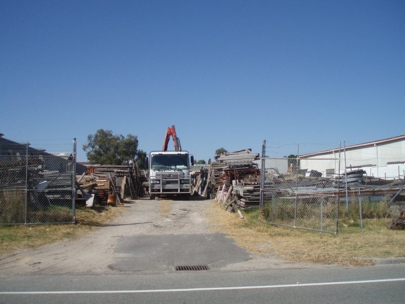 25 River Road, Bayswater WA 6053