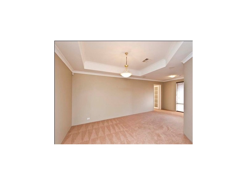 87 Lakevalley Drive, Edgewater WA 6027