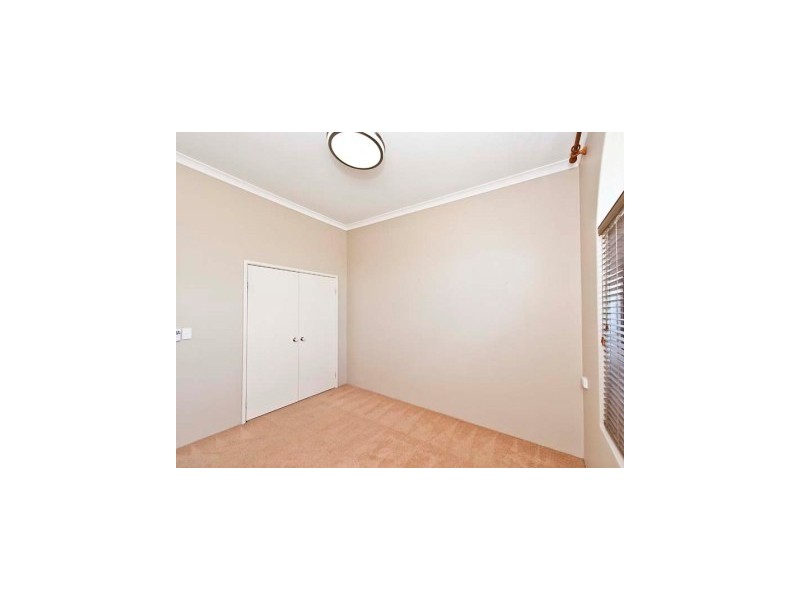 87 Lakevalley Drive, Edgewater WA 6027