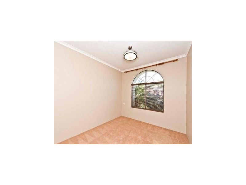 87 Lakevalley Drive, Edgewater WA 6027