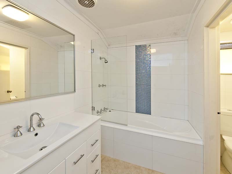 24 Alexander Road, Padbury WA 6025