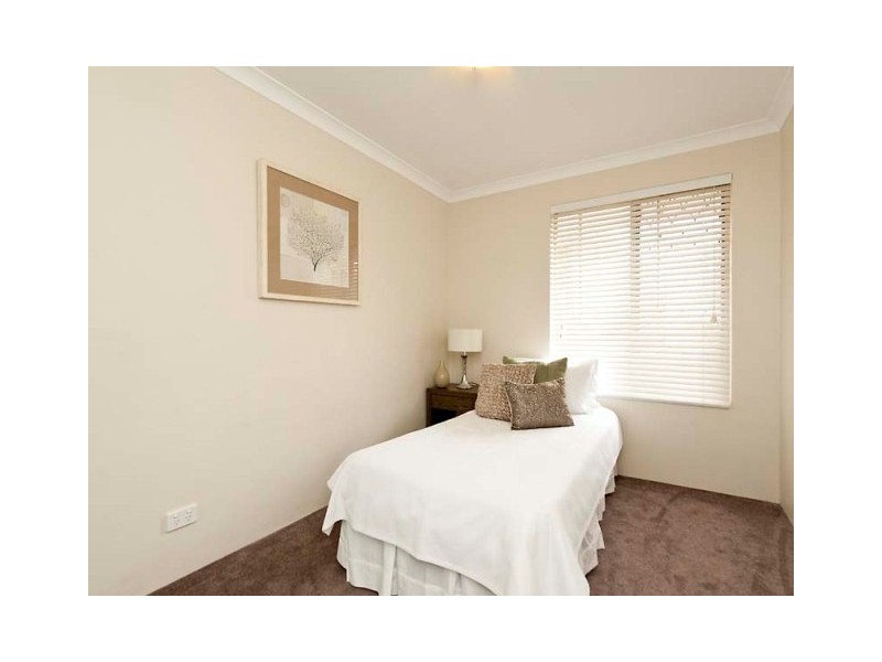 361 Summerlakes Parade, Ballajura WA 6066