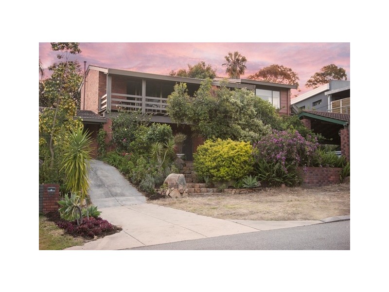 45 Summerhayes Drive, Karrinyup WA 6018