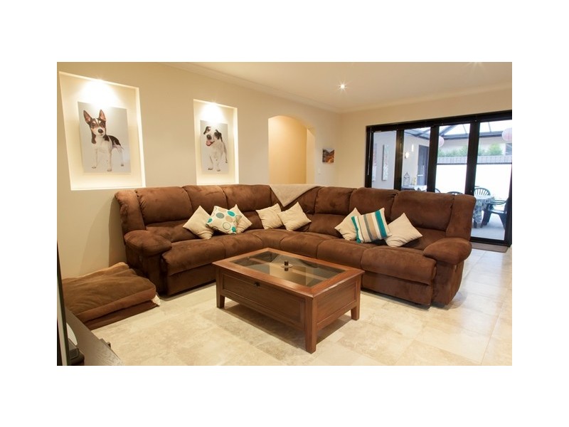 38 Heliconia Turn, Stirling WA 6021