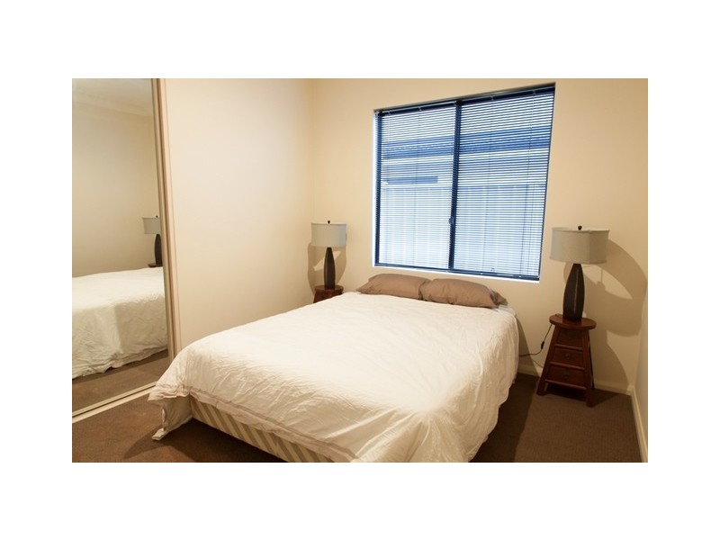 38 Heliconia Turn, Stirling WA 6021