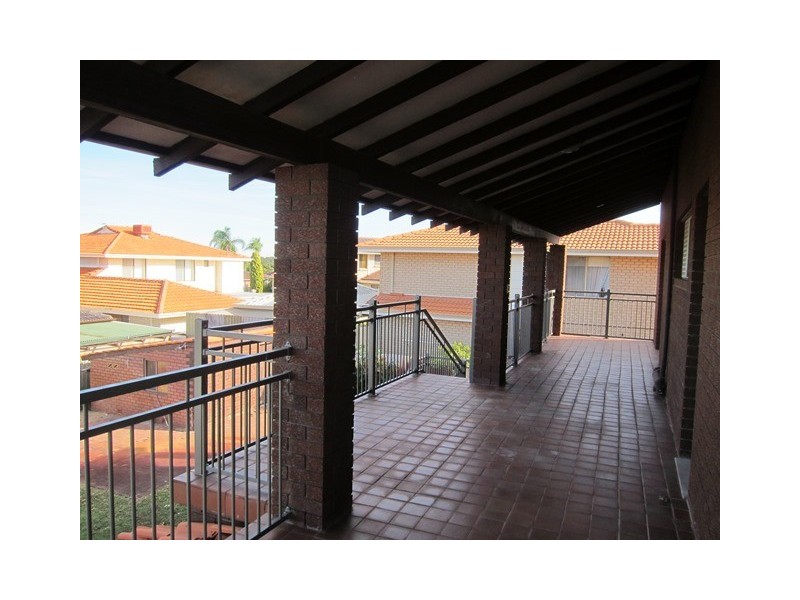 143 Cedric Street, Stirling WA 6021