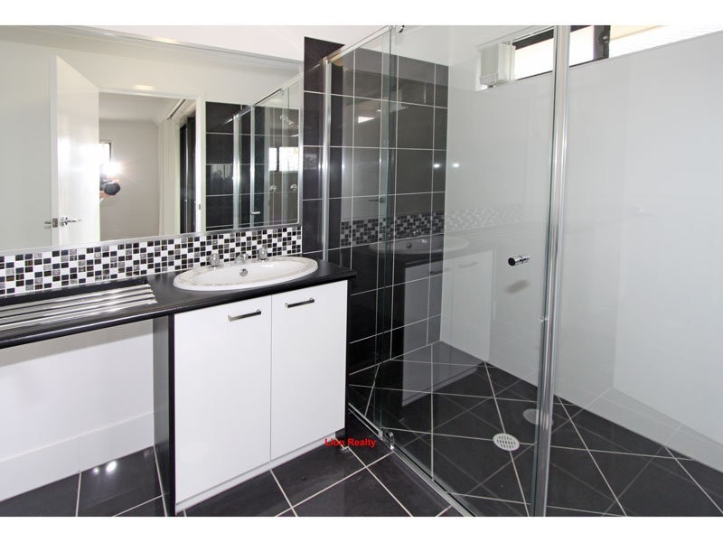 Lot 9 Platinum Place, Oxley QLD 4075