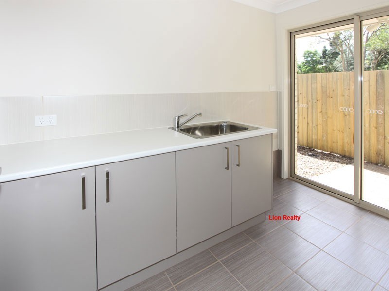 7 Knightsbridge Street, Oxley QLD 4075