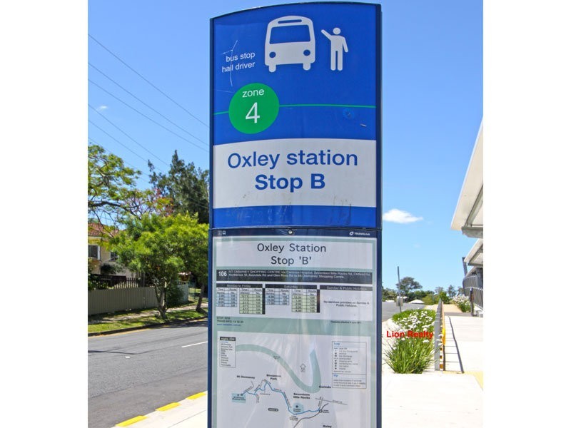 Oxley QLD 4075