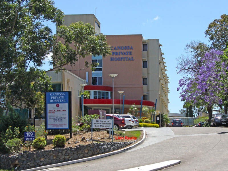 Oxley QLD 4075
