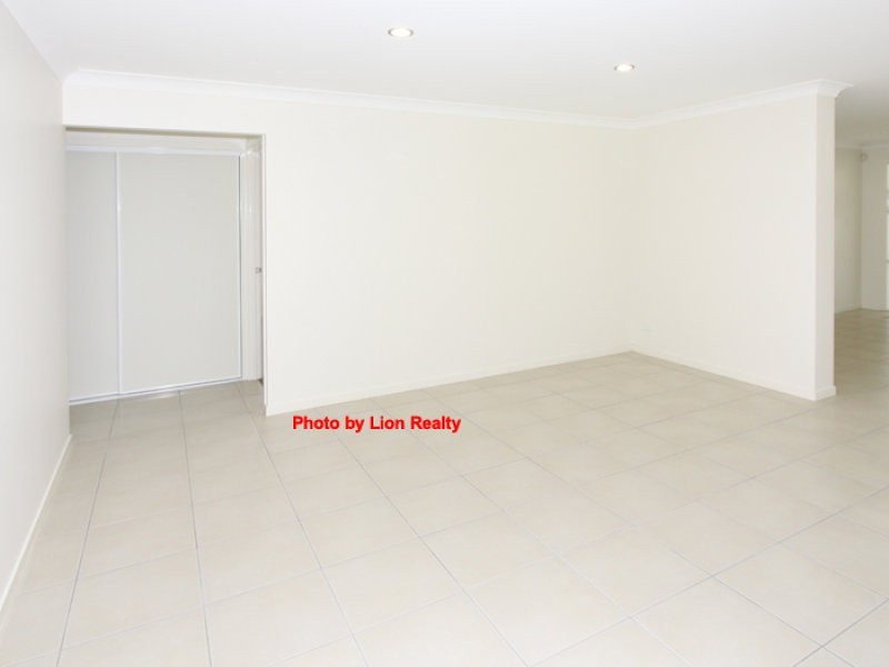 7 Adeline Close, Durack QLD 4077