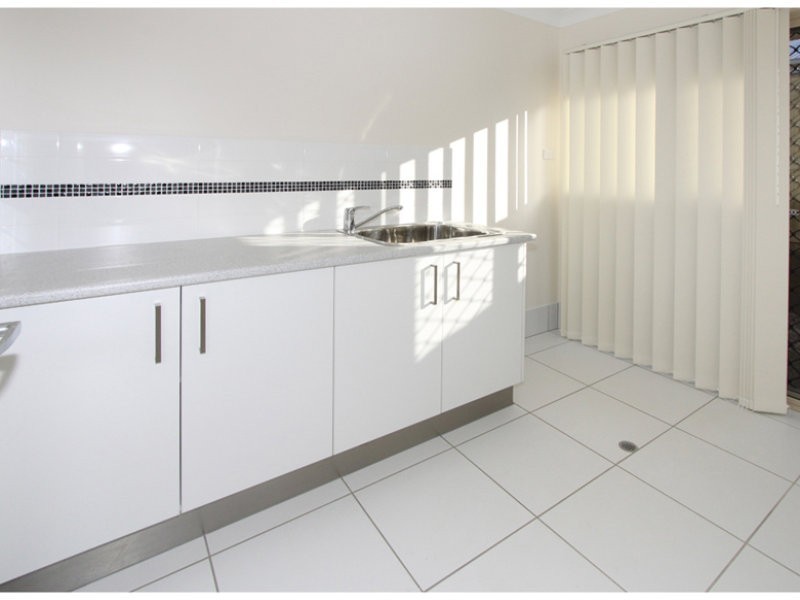 13 Colebrook Crescent, Doolandella QLD 4077