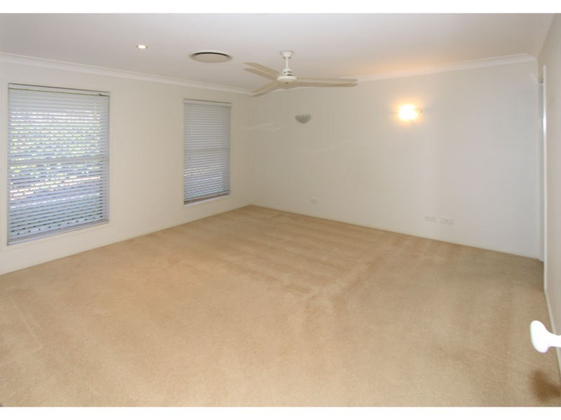 14 Nullarbor Circuit, Forest Lake QLD 4078