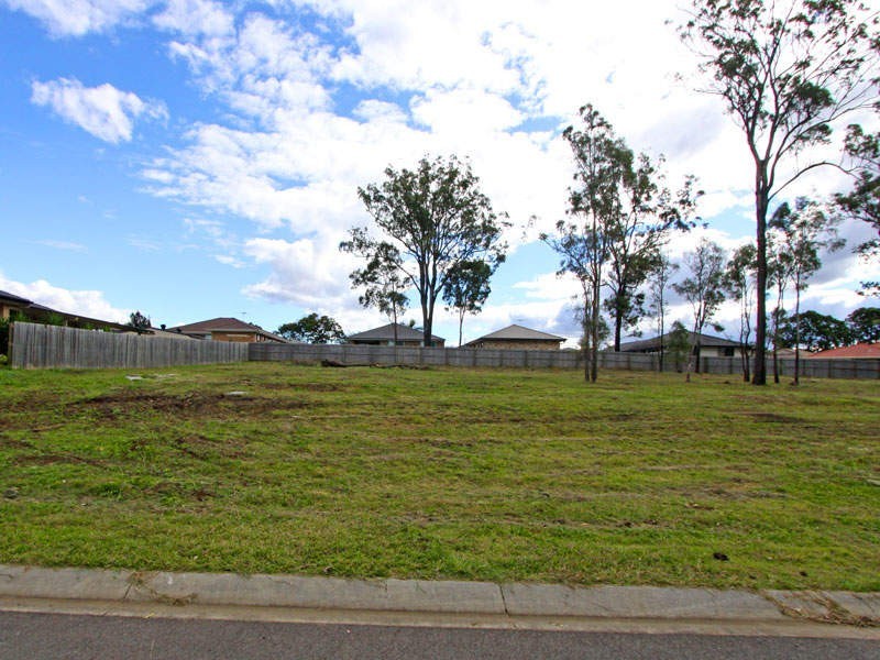 Yamanto QLD 4305