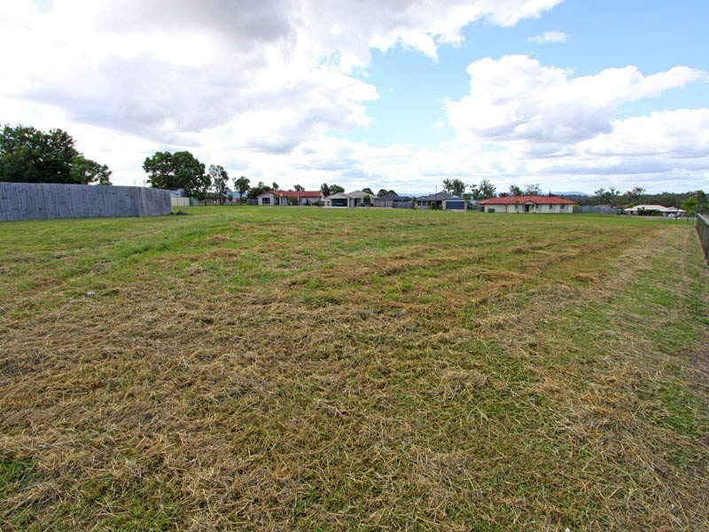 Yamanto QLD 4305