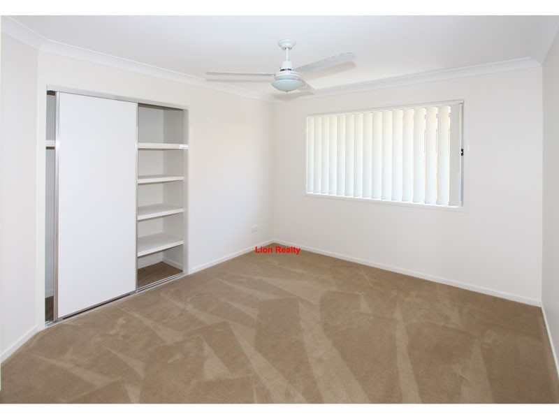 Oxley QLD 4075