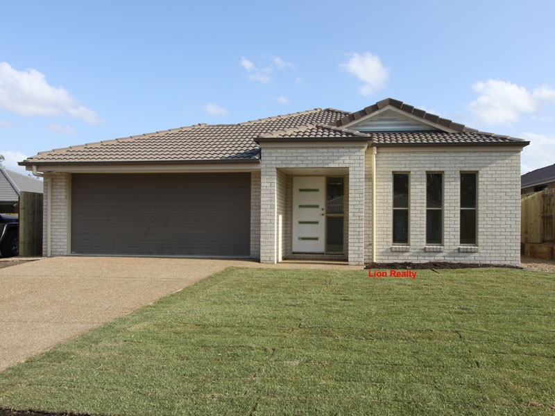 64 Fred Pham Crescent, Doolandella QLD 4077