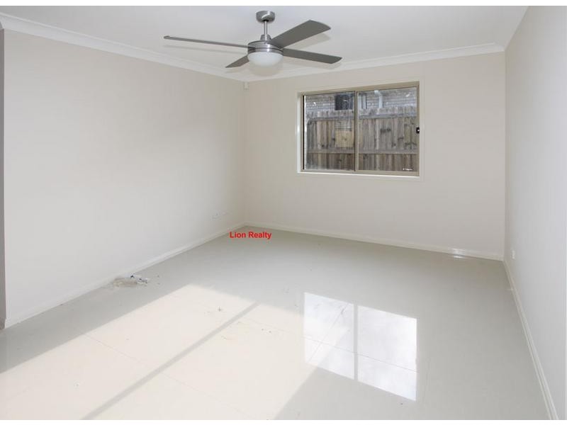 64 Fred Pham Crescent, Doolandella QLD 4077