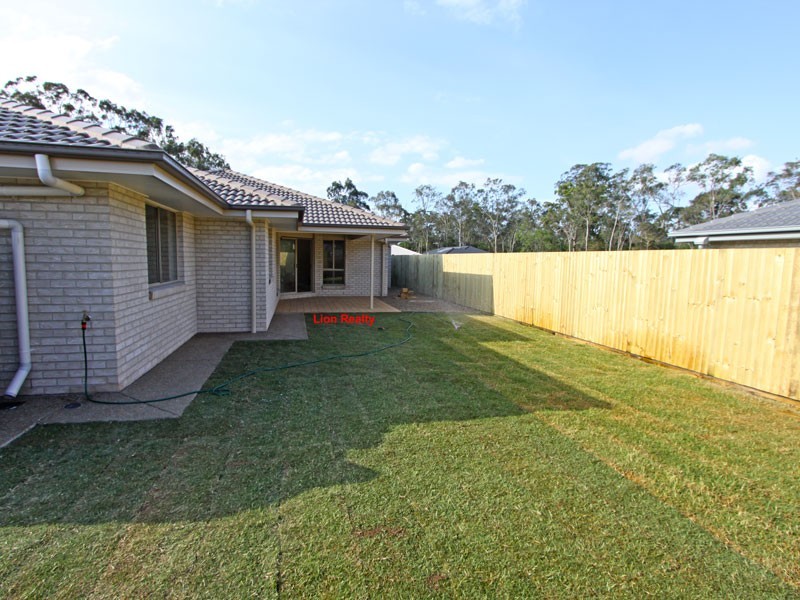64 Fred Pham Crescent, Doolandella QLD 4077