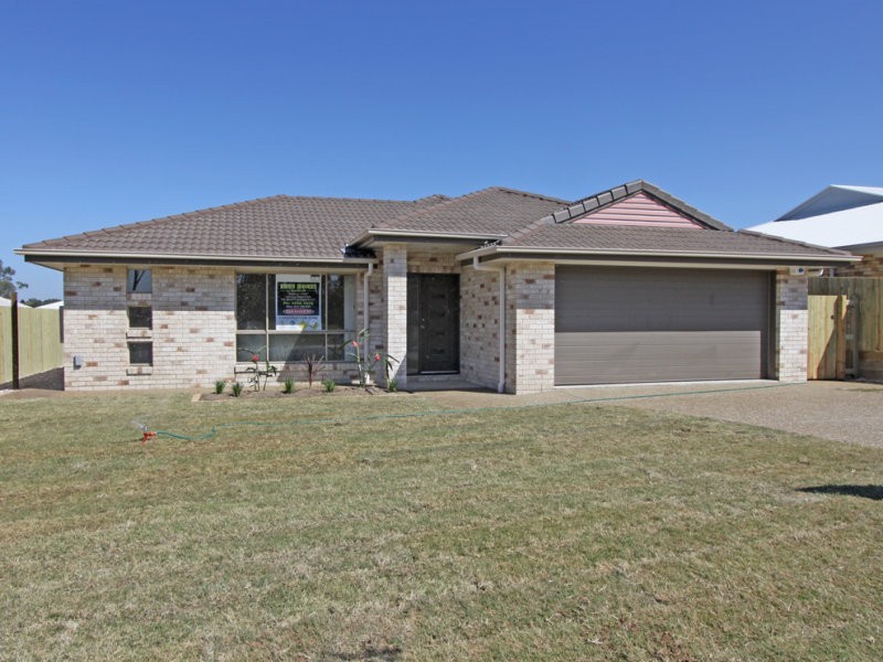 6 Dily Street, Hillcrest QLD 4118