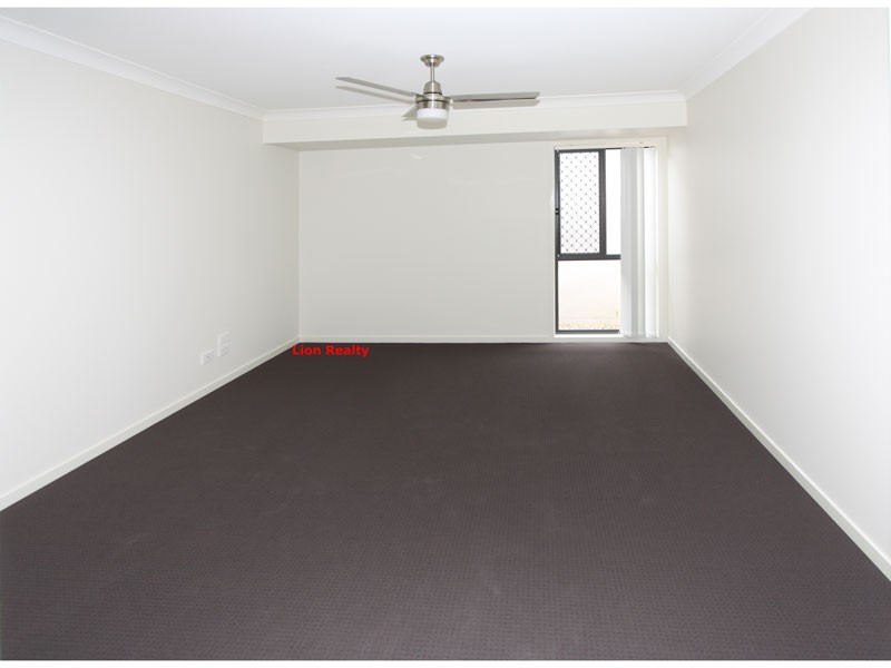 10 Faustina Close, Augustine Heights QLD 4300