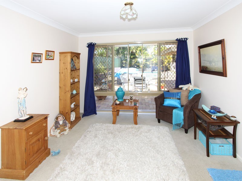 122 Riverhills Road, Middle Park QLD 4074