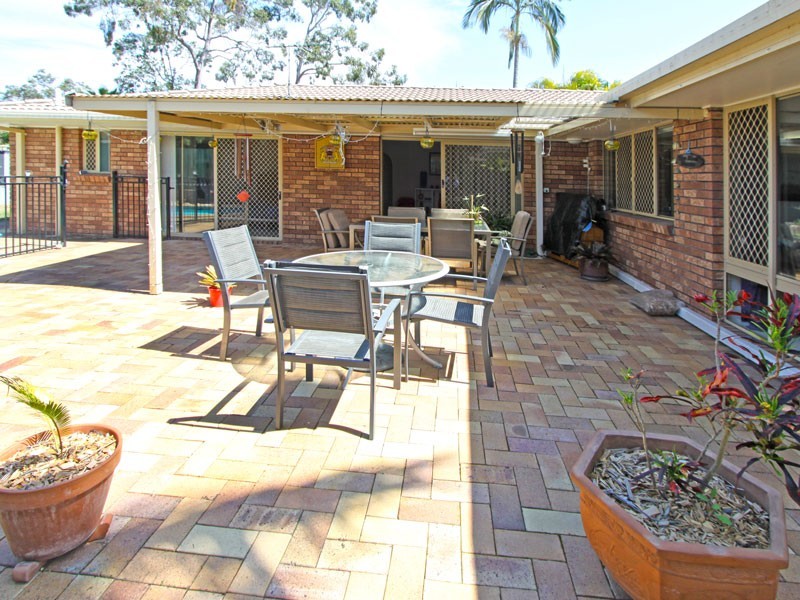 122 Riverhills Road, Middle Park QLD 4074