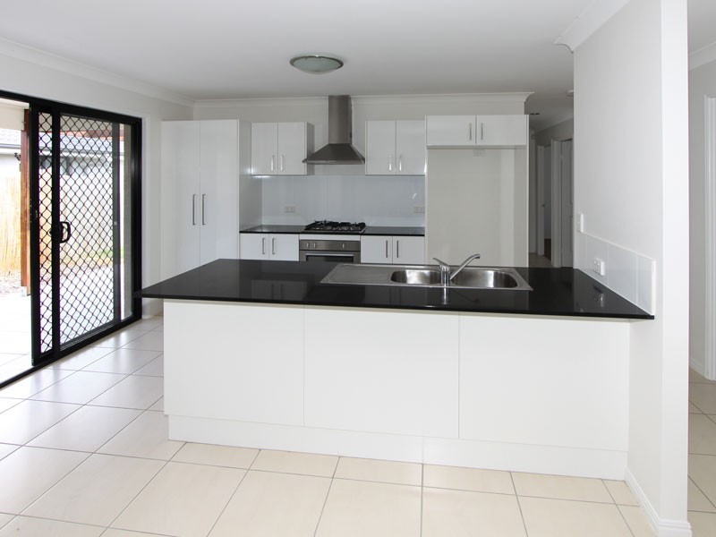 72 Armisfield Street, Doolandella QLD 4077