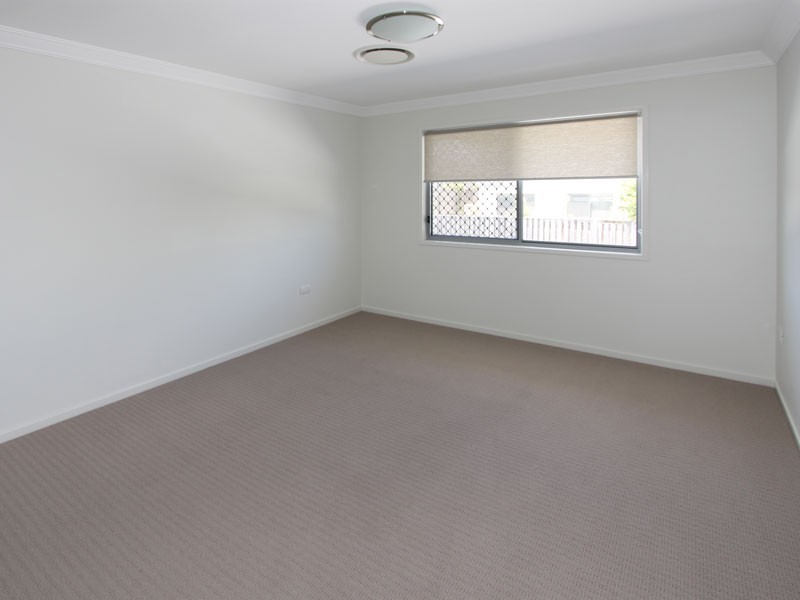 94 John Markwell Parade, Daisy Hill QLD 4127