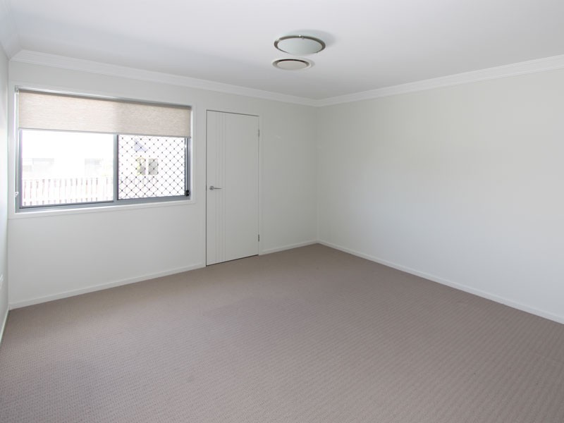 94 John Markwell Parade, Daisy Hill QLD 4127