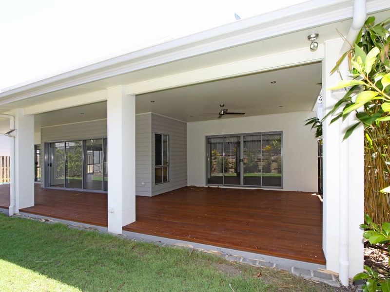 94 John Markwell Parade, Daisy Hill QLD 4127