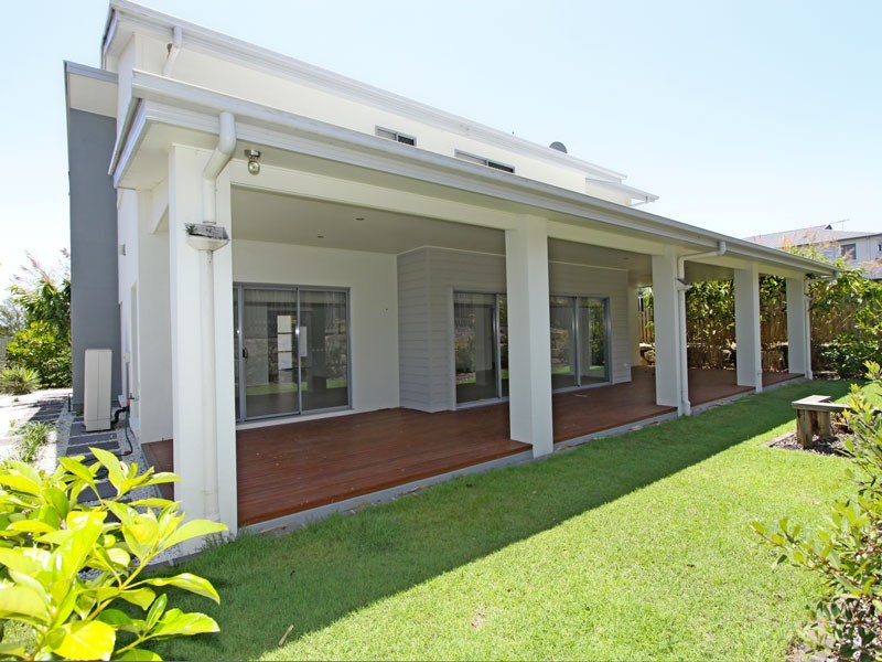 94 John Markwell Parade, Daisy Hill QLD 4127