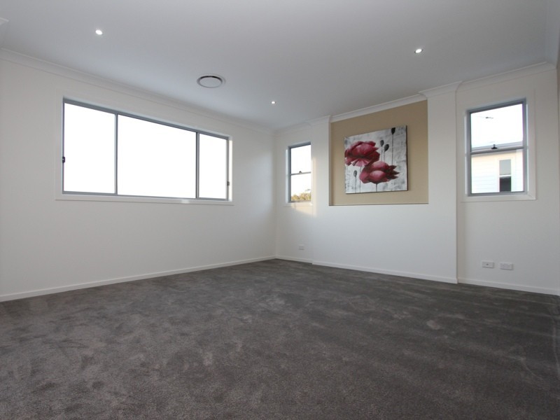 88 Skyview Avenue, Rochedale QLD 4123