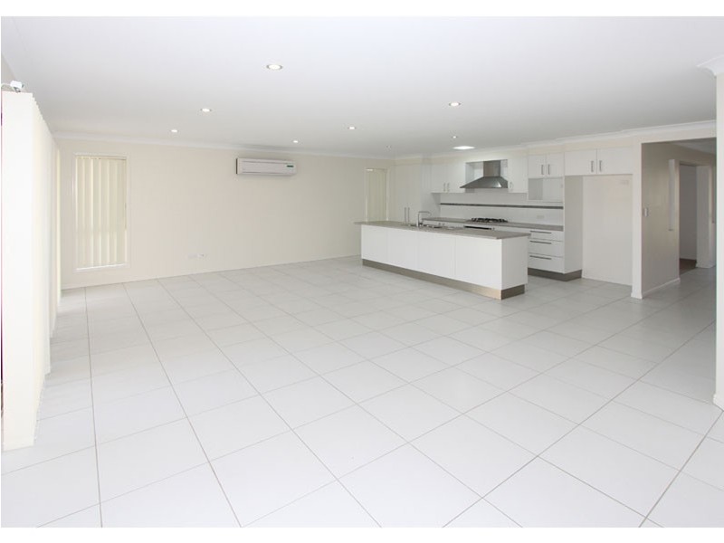 7 Anesbury Street, Doolandella QLD 4077