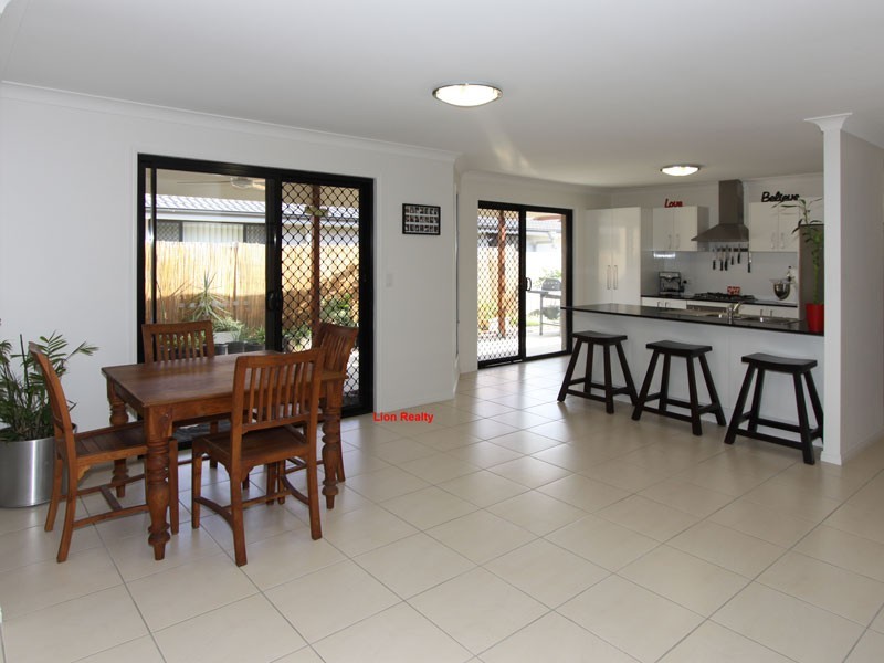 72 Armisfield Street, Doolandella QLD 4077