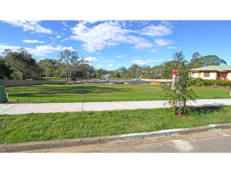 Oxley QLD 4075