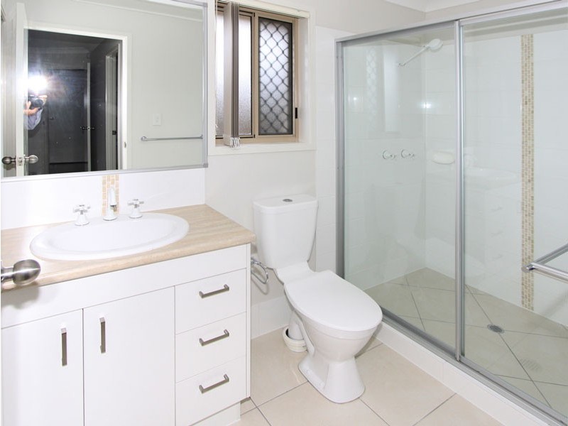 12 Dily Street, Hillcrest QLD 4118