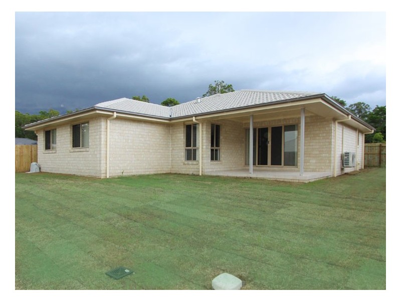 12 Dily Street, Hillcrest QLD 4118