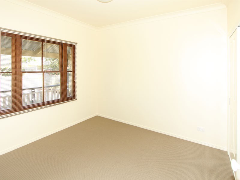 3 Sheffield Street, Oxley QLD 4075