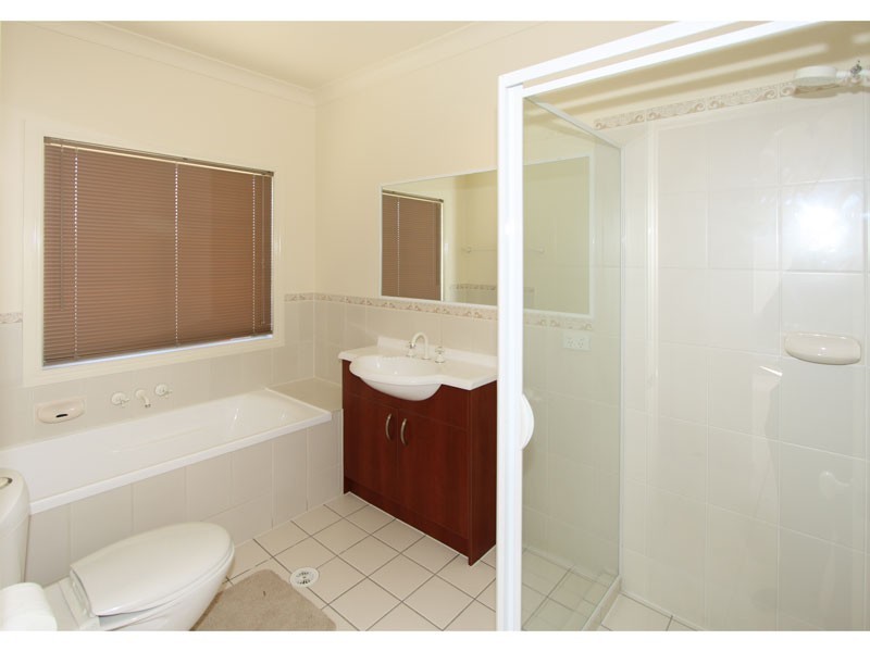 3 Sheffield Street, Oxley QLD 4075