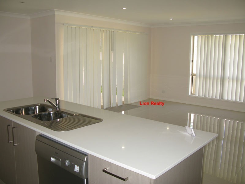 216 Park Edge Place, Redland Bay QLD 4165