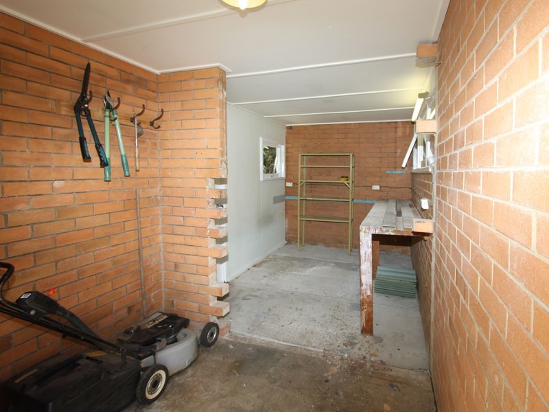 14 Mount Ommaney Drive, Jindalee QLD 4074