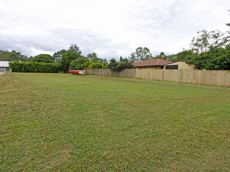 52 College Road, Karana Downs QLD 4306