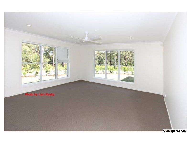 Durack QLD 4077