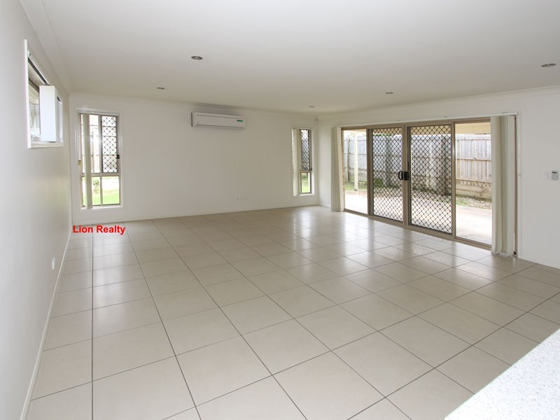 11 Adeline Close, Durack QLD 4077