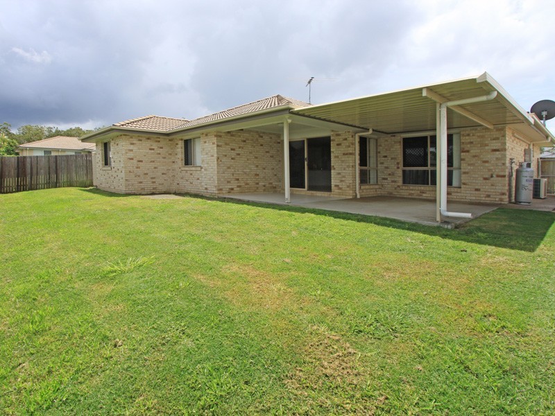 6 Dily Street, Hillcrest QLD 4118