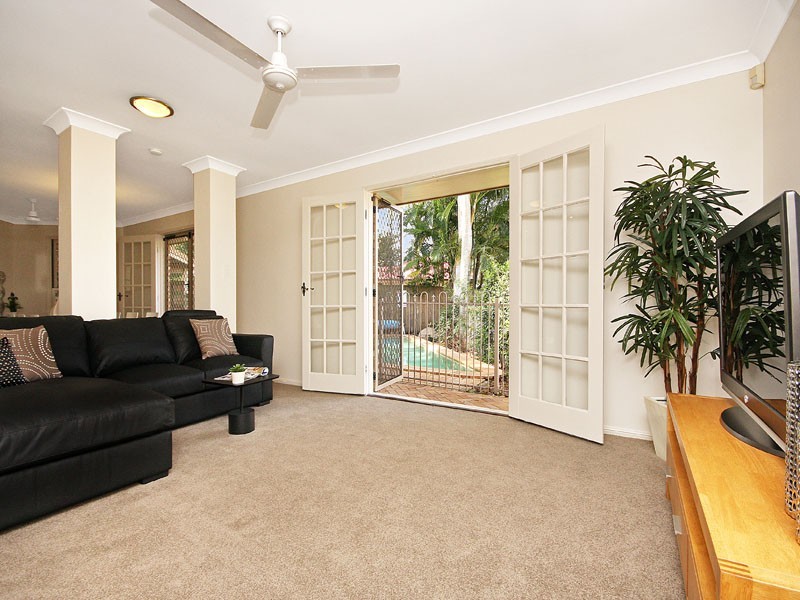 33 Renoir Crescent, Forest Lake QLD 4078