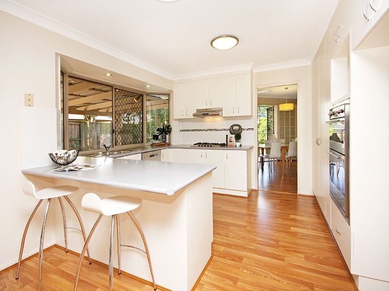 33 Renoir Crescent, Forest Lake QLD 4078